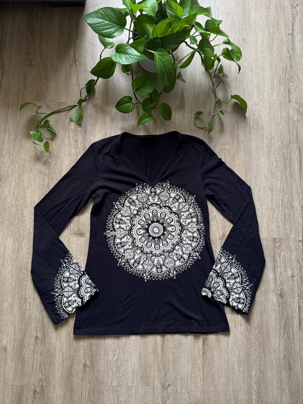 VTG y2k Boho Print Top with Bell Sleeves